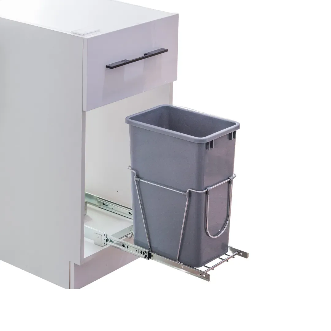 Trash Can / Bins